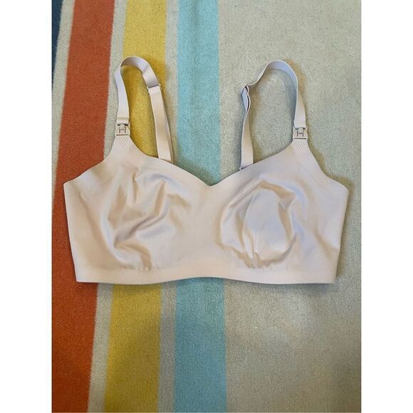 Kindred Bravely Womens Beige Unlined Seamless Contouring Nursing Bra Size Medium - Picture 1 of 5